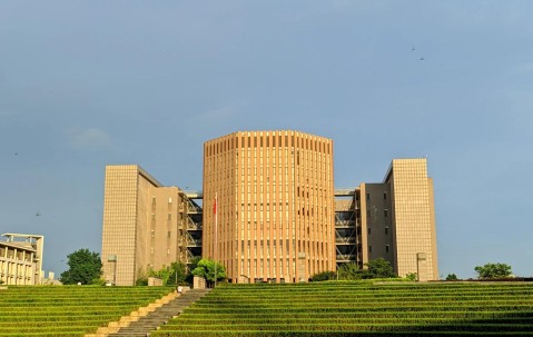 安徽大学(安徽大学录取分数线)
