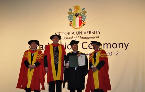 华南理工大学毕业证书是什么样子的
